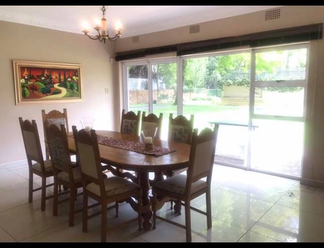 6 BEDROOM HOUSE TO LET IN THREE RIVERS